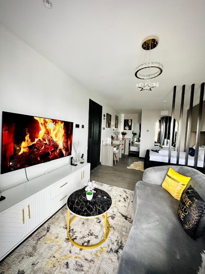 Escada Next Level Luxurious Home Найробі Екстер'єр фото