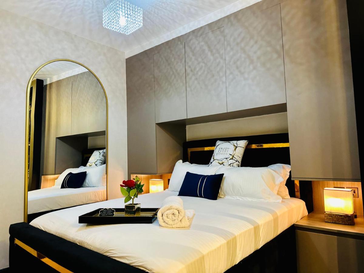 Escada Next Level Luxurious Home Найробі Екстер'єр фото